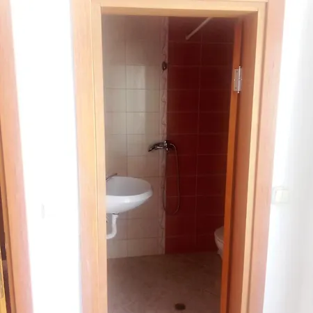 Διαμέρισμα Lyana 46 *